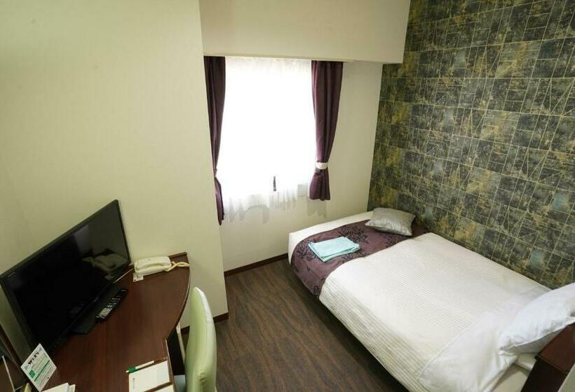 غرفة قياسية فردية, ホテル大藏