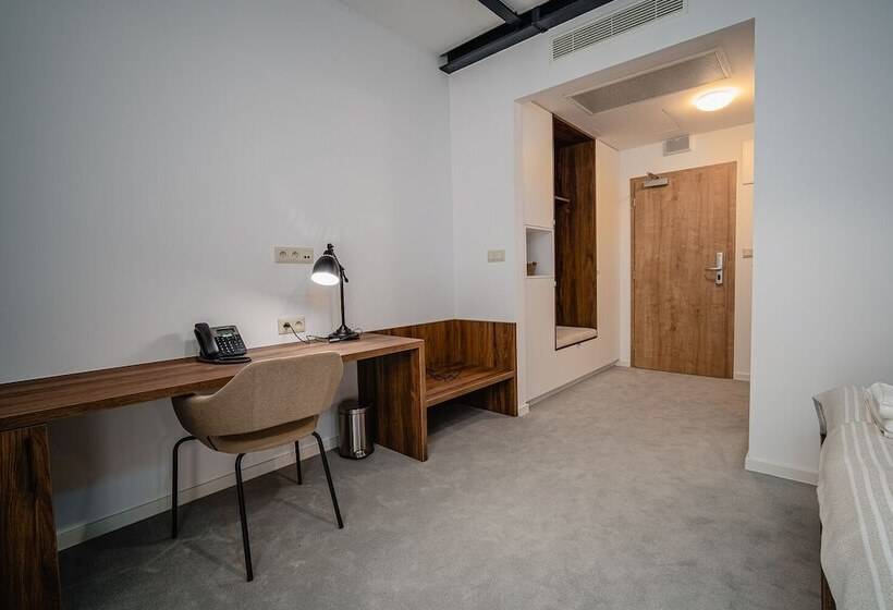 Standard Szoba, Garni Hotel Dock Bratislava