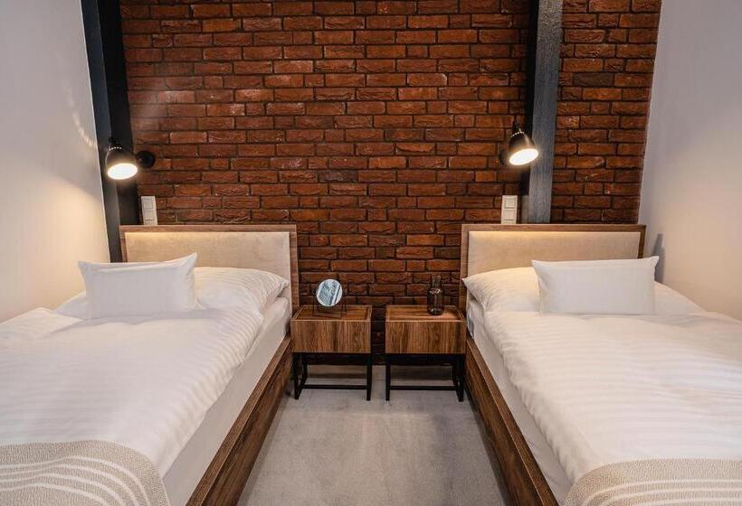 Standard Szoba, Garni Hotel Dock Bratislava