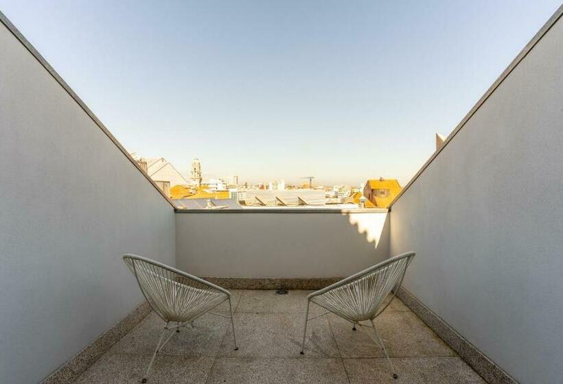 مجموعه ویستا شهر, Chic & Basic Gravity