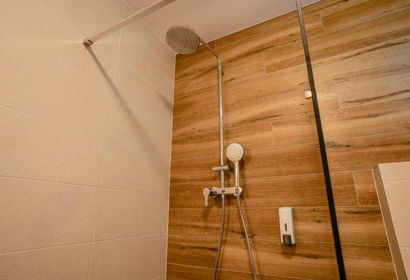 1 Szobás Apartman, Garni Hotel Dock Bratislava