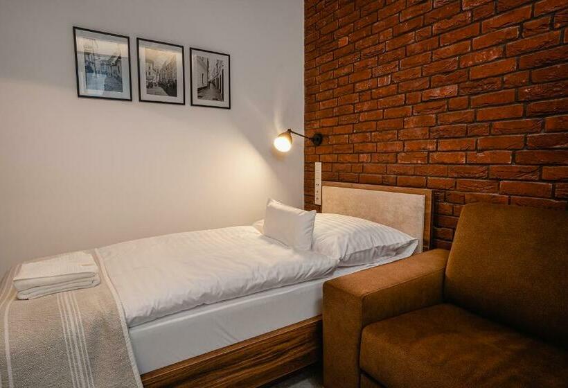 Mozgáskorlátozott Standard Egyágyas Szoba, Garni Hotel Dock Bratislava