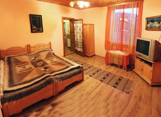 اتاق استاندارد سه نفره, під каштаном