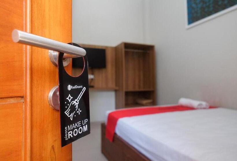 Номер Стандарт, Reddoorz Syariah Near Pascasarjana Ugm 3