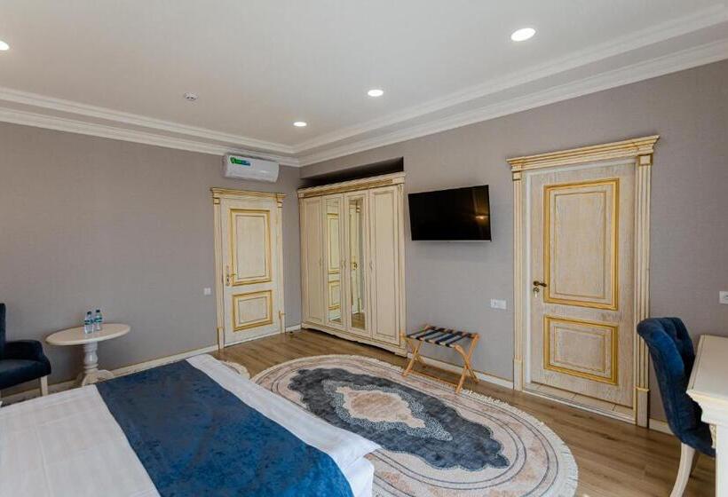 סוויטה, Royal Hotel Samarkand