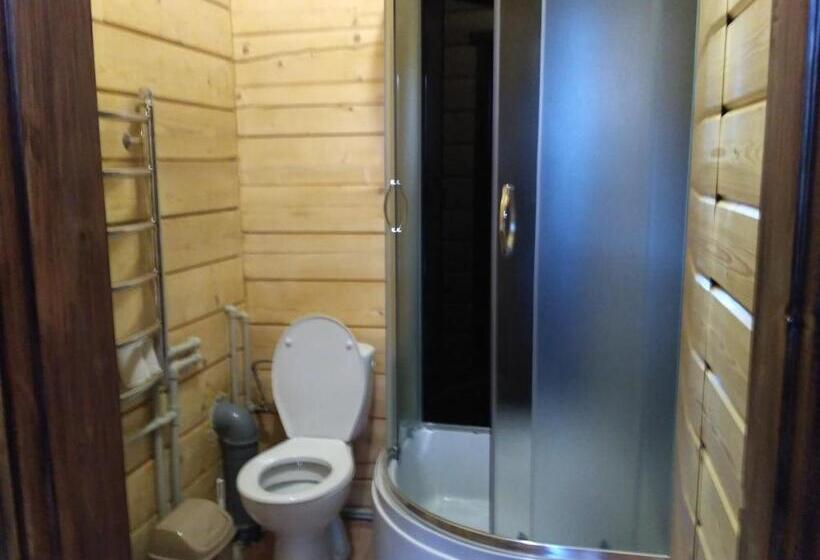 اتاق استاندارد سه نفره, садиба гуцульський двір