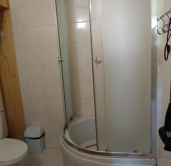 سوئیت جونیور خانوادگی, садиба чорногора