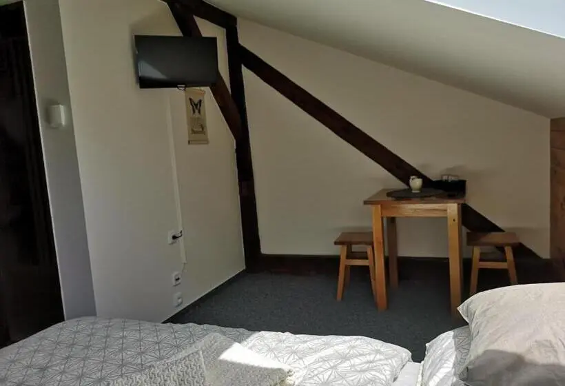 スタンダードルーム, Penzion Klášterský Mlýn
