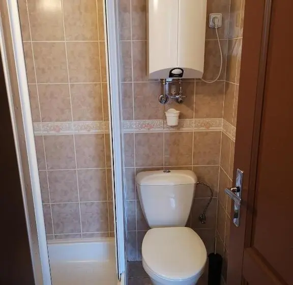 スタンダード4人部屋, Penzion Klášterský Mlýn