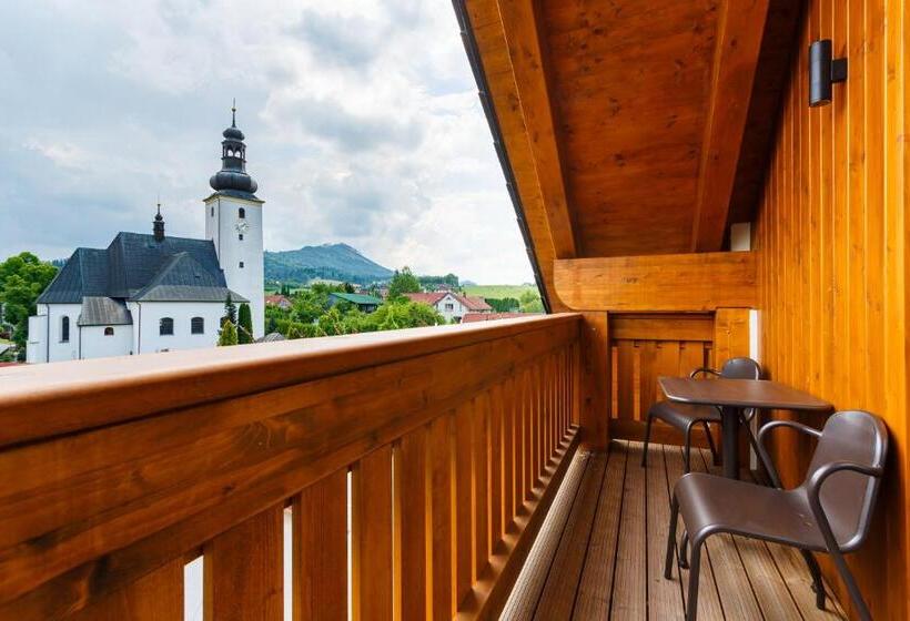 חדר דלוקס לשלושה, Restaurace A Penzion Pod Lipami Metylovice