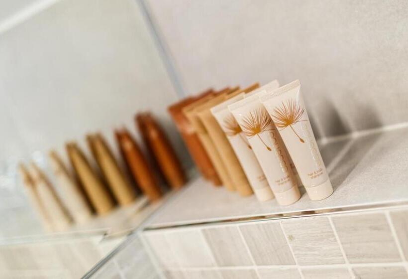 חדר לארבעה סטנדרטי עם מרפסת, Restaurace A Penzion Pod Lipami Metylovice