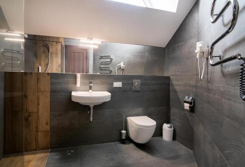 اتاق استاندارد, байків