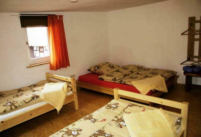 Апартаменты 2 Спальни, Bauernhof Heist