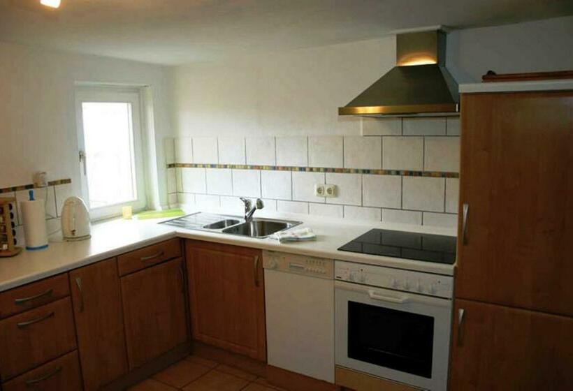 Апартаменты 2 Спальни, Bauernhof Heist