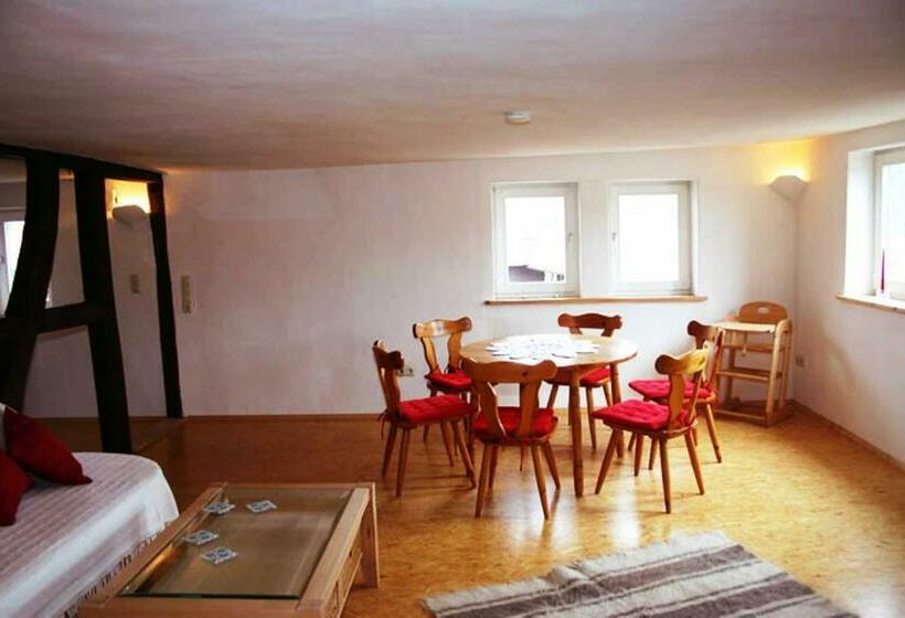 Апартаменты 2 Спальни, Bauernhof Heist