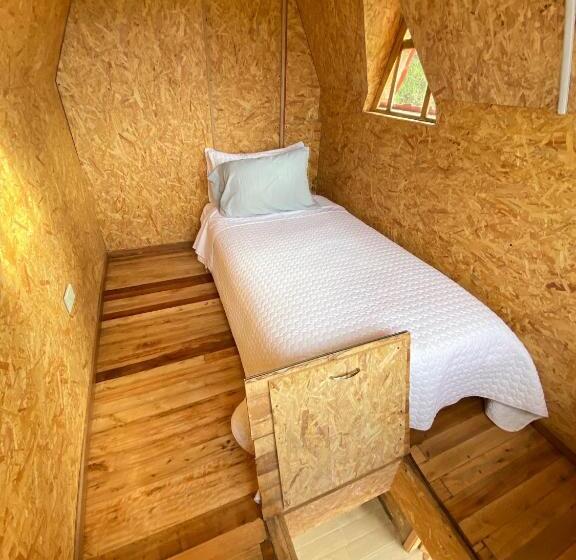 Семейное Бунгало, Killary Lodge