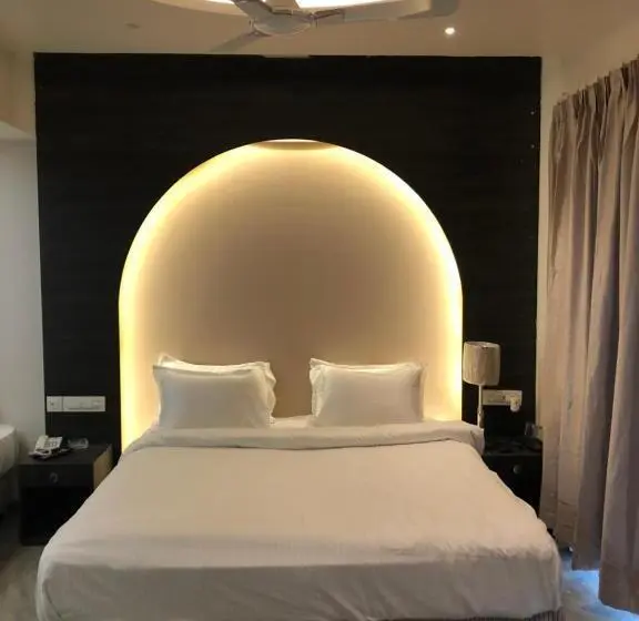 Chambre Supérieure Lit King Size, Sharanam
