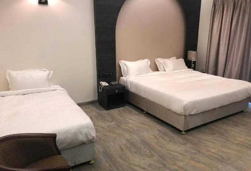 Chambre Supérieure Lit King Size, Sharanam