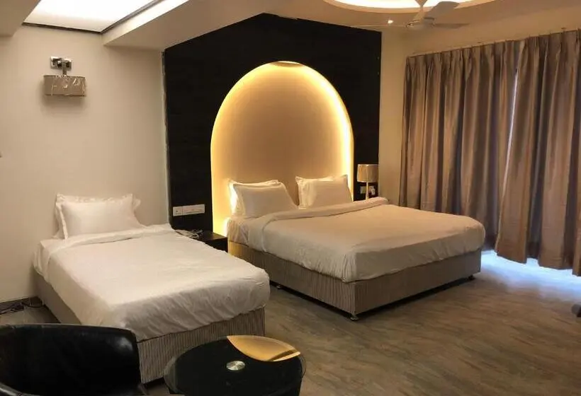 Chambre Supérieure Lit King Size, Sharanam