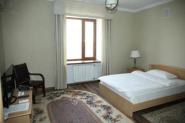 اتاق استاندارد یک نفره, Tumar