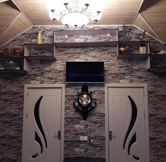 חדר דלוקס צדדי נוף לים, Baku Black Mountain Guest House