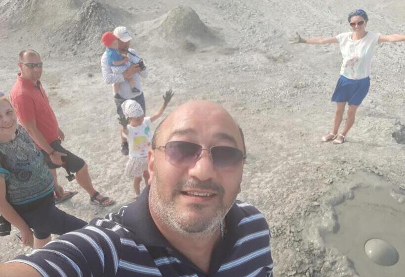 חדר דלוקס צדדי נוף לים, Baku Black Mountain Guest House