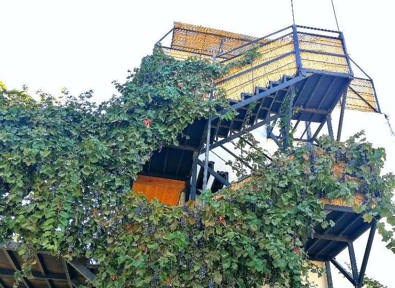 חדר קומפורט לשלושה, Baku Black Mountain Guest House