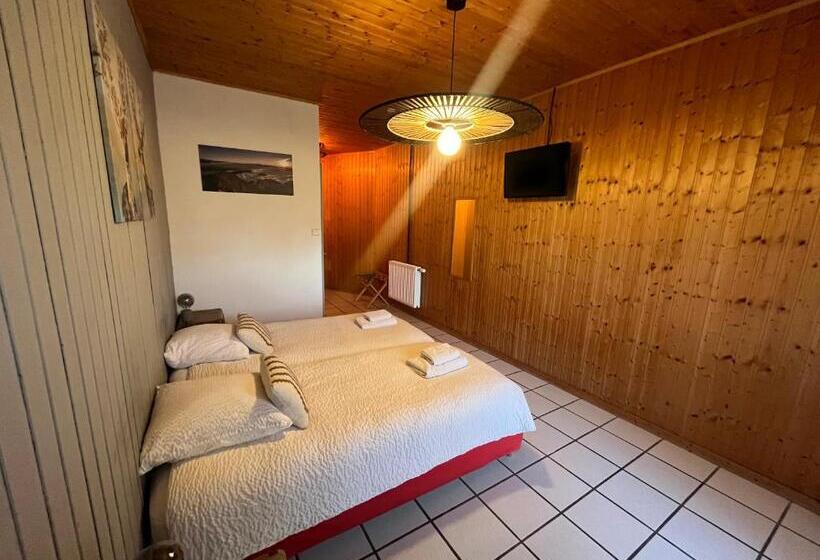 Номер Стандарт, Logis Le Chalet