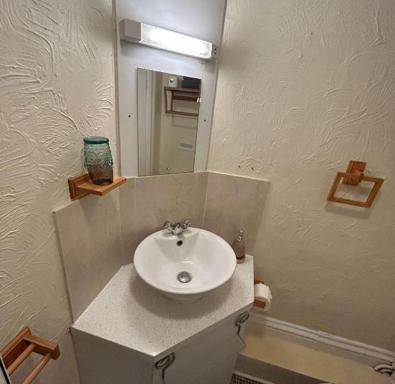 Номер Deluxe Вид на Море, The Little Emily   Room Only