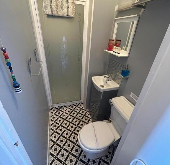 Трехместный Номер Базовый, The Little Emily   Room Only