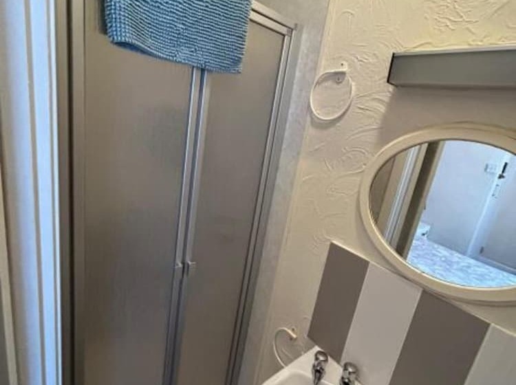 Номер Стандарт Индивидуальный, The Little Emily   Room Only