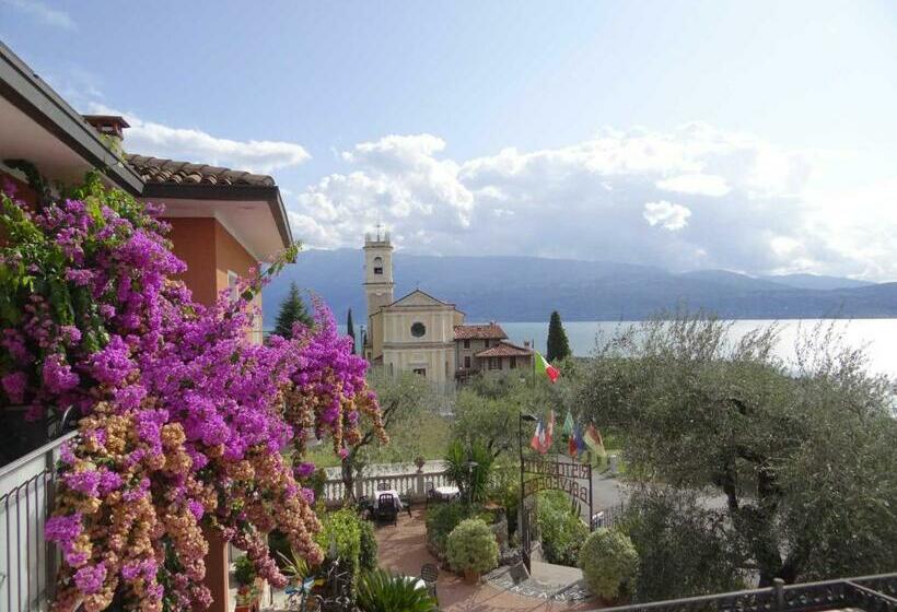 Номер Стандарт Вид на Озеро, Belvedere Hotel & Villa