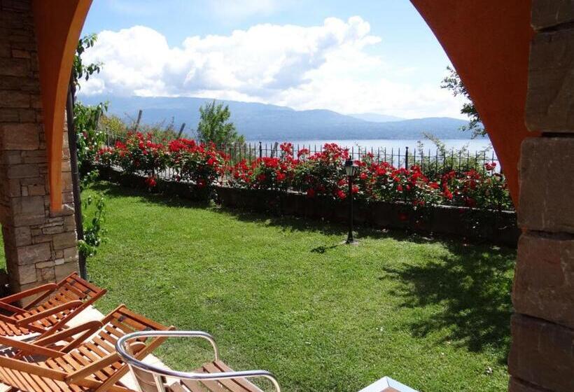 Семейный Номер, Belvedere Hotel & Villa