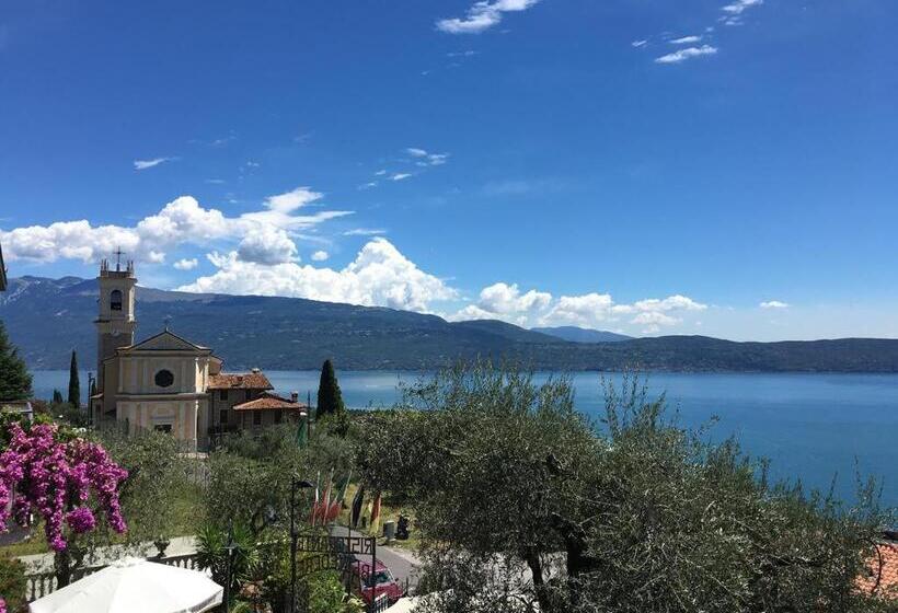 Номер Стандарт Вид на Озеро, Belvedere Hotel & Villa