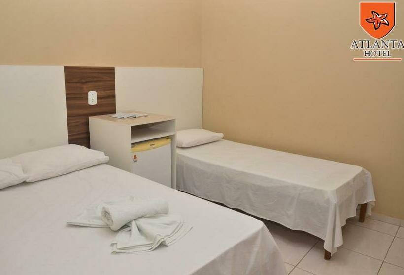 غرفة قياسية ثلاثية, Atlanta