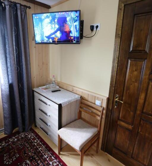 غرفة قياسية ثلاثية, Fazenda Kosiv