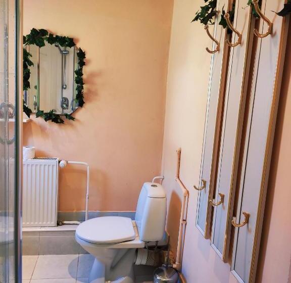 جناح, Penzion U Krtka