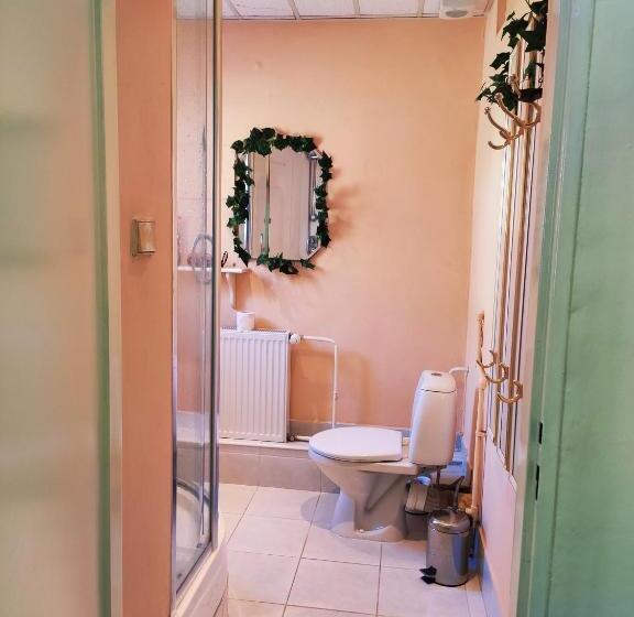 جناح, Penzion U Krtka