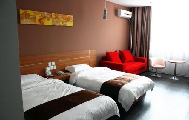 Семейный Номер, Thank Inn Chain Hotel Jiangsu Lianyungang Donghai North Niushan Road
