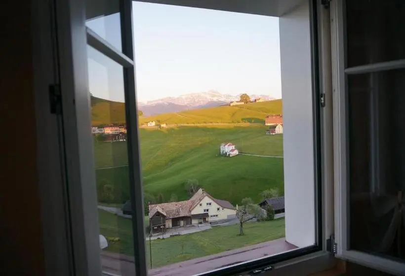 バス共有のスタンダードルーム, B&b Gästehaus Rössli Schwellbrunn