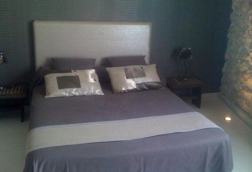 컴포트 룸, Au Paradis Cathare