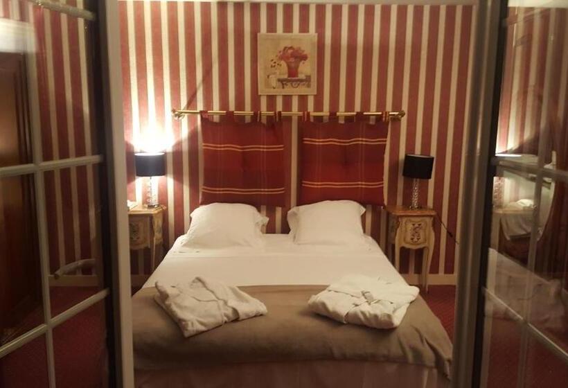 Номер Стандарт Вид на Озеро, Logis   Hôtel & Restaurant Le Gonfalon