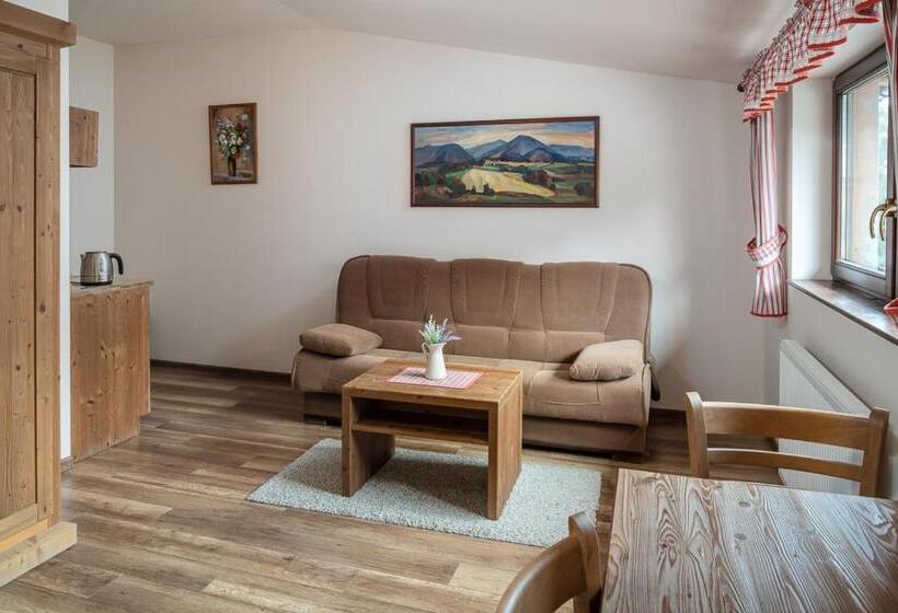 غرفة ديلوكس مزودة بتراس, Wellness Hotel Ondrášův Dvůr