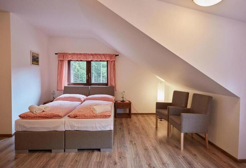 غرفة قياسية ثلاثية, Wellness Hotel Ondrášův Dvůr