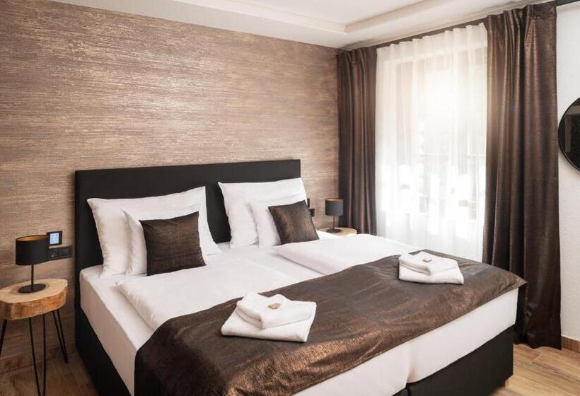 جناح, Wellness Hotel Ondrášův Dvůr