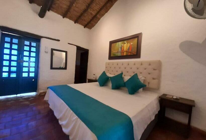 스탠다드 트리플 발코니 룸, Santos De Piedra Barichara