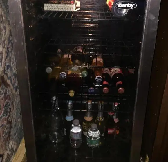 １ベッドルームハウス, Tradewinds Airport