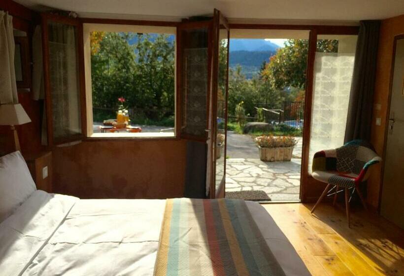 חדר דלוקס עם מרפסת טרסה, Chambre D'hôtes La Grange Des Ecrins