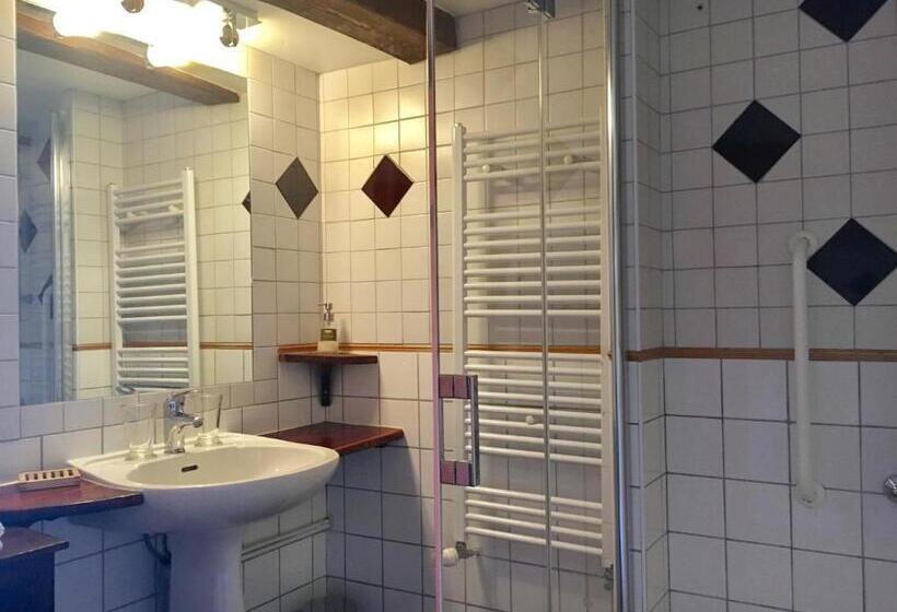 חדר דלוקס עם מרפסת טרסה, Chambre D'hôtes La Grange Des Ecrins