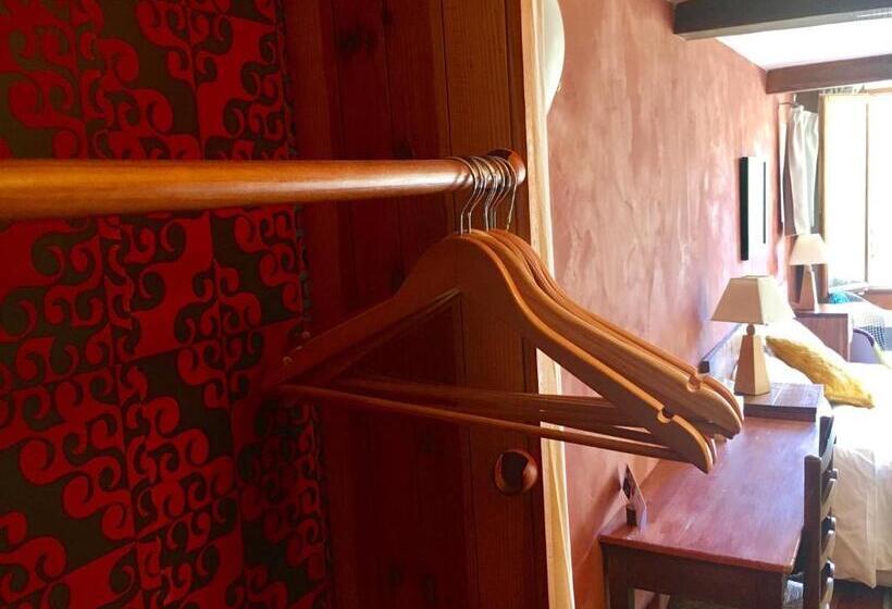 חדר דלוקס עם מרפסת טרסה, Chambre D'hôtes La Grange Des Ecrins